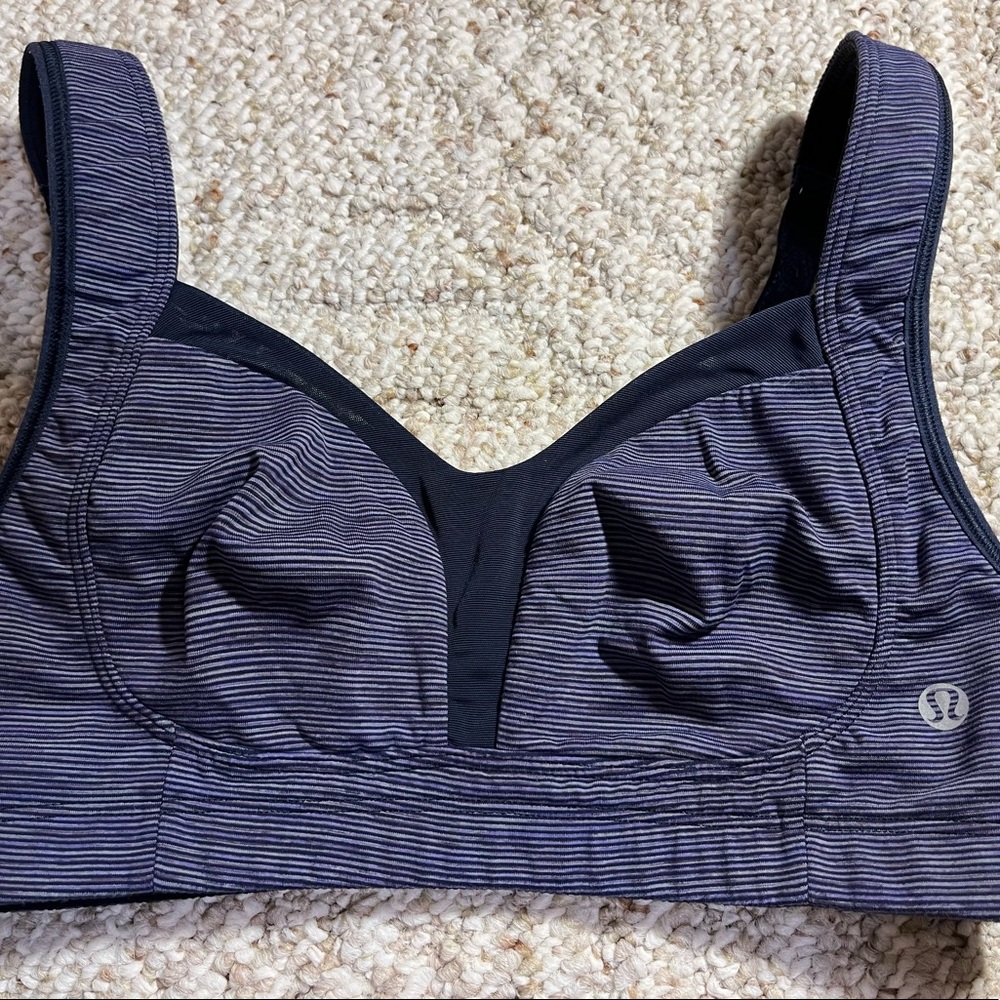 Lululemon Tata Tamer 32C